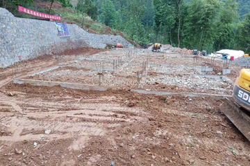 陜西安康駱青山別墅工地直播